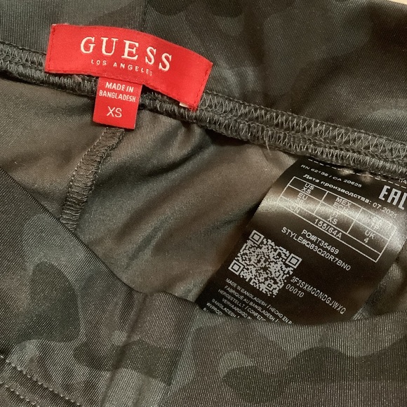 GUESS Leggings, Camouflage w/guess logo tape detail on side - Picture 6 of 8